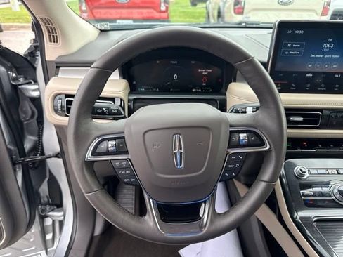 Certified 2023 Lincoln Nautilus AWD w/ Premium Package image 26