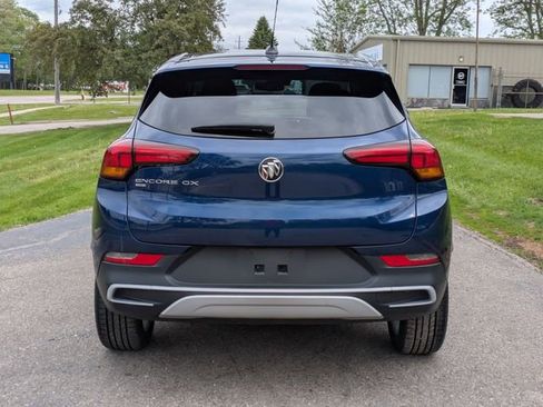 Used 2023 Buick Encore GX Preferred w/ Cold Weather Comfort Package AWD/4WD image 4