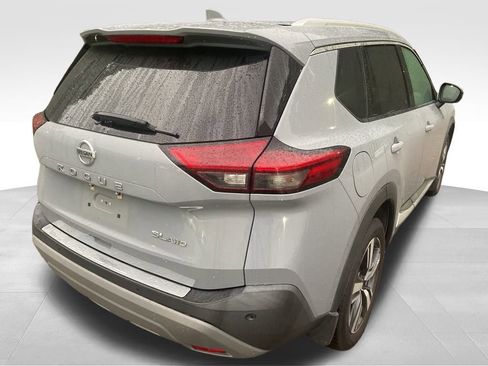 Used 2021 Nissan Rogue SL w/ Premium Package image 10