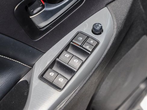 Used 2017 Toyota Sienna SE FWD image 28