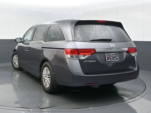 Used 2016 Honda Odyssey LX image 6