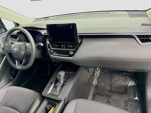 Certified 2026 Toyota Corolla Cross LE w/ Moonroof Package image 29