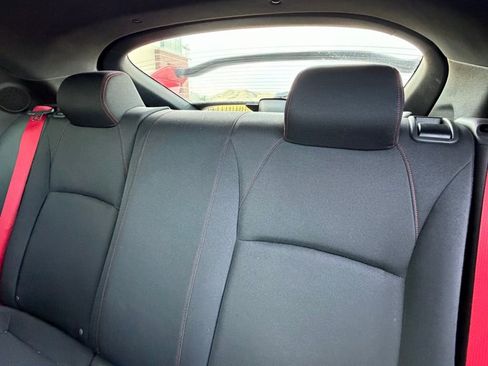 Used 2018 Honda Civic Type R image 7