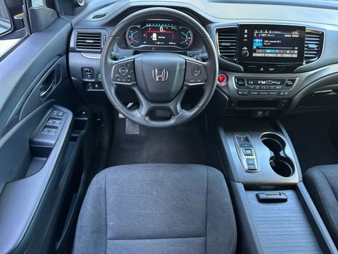 Used 2022 Honda Pilot Sport image 14
