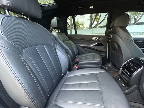 Used 2020 BMW X7 xDrive40i w/ Premium Package AWD/4WD image 37