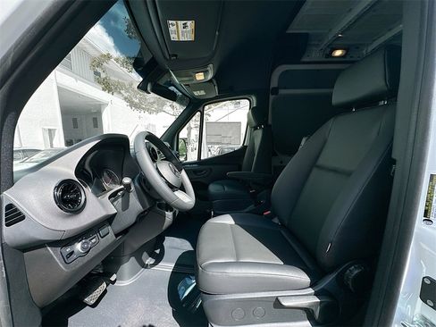 New 2026 Mercedes-Benz Sprinter 2500 image 20