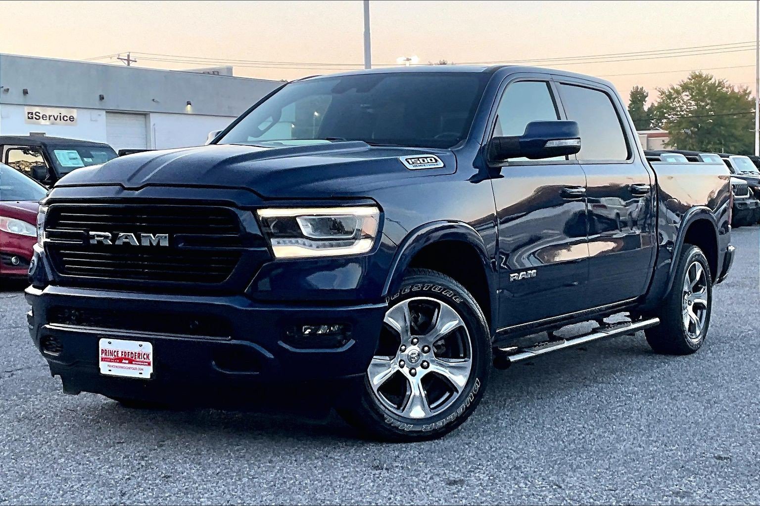 Used 2022 RAM 1500 Laramie w/ Sport Appearance Package AWD/4WD image 3