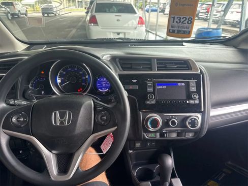 Used 2017 Honda Fit LX image 5