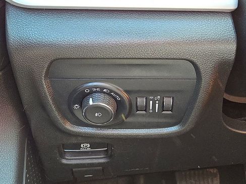 Used 2022 Jeep Grand Cherokee Trailhawk w/ ADV Protech Group II AWD/4WD image 26