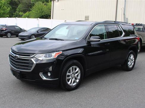 Used 2021 Chevrolet Traverse LT FWD image 3
