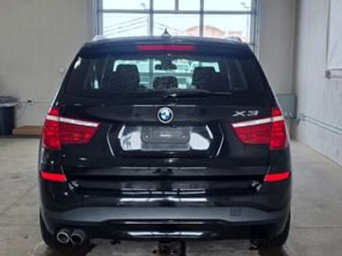 Used 2017 BMW X3 xDrive28i image 4