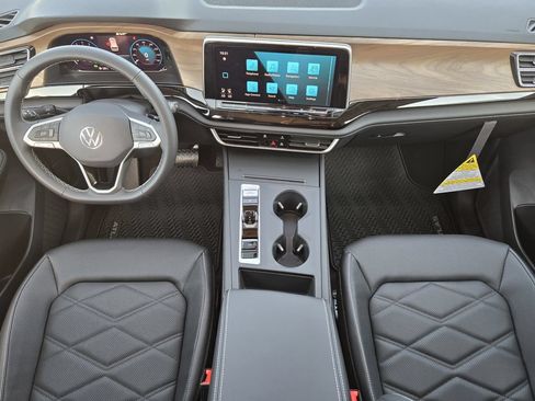New 2026 Volkswagen Atlas SE FWD image 24
