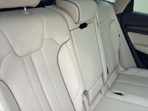 Used 2024 Audi Q5 2.0T Prestige image 41