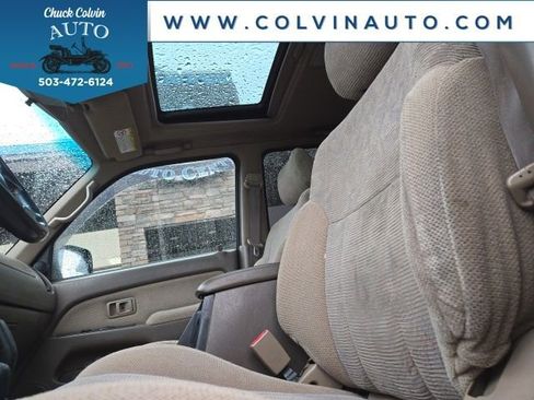 Used 2000 Toyota 4Runner SR5 image 7