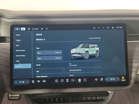 Used 2023 Rivian R1S Launch Edition image 29