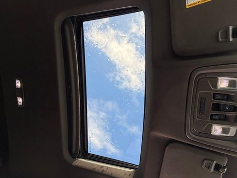 Used 2020 GMC Sierra 1500 Denali w/ Denali Ultimate Package image 13