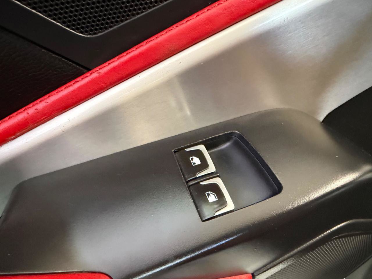 Used 2016 Chevrolet Corvette Stingray Coupe RWD image 12