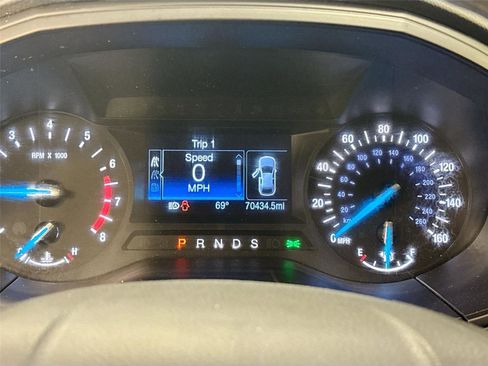 Used 2019 Ford Edge SE image 12