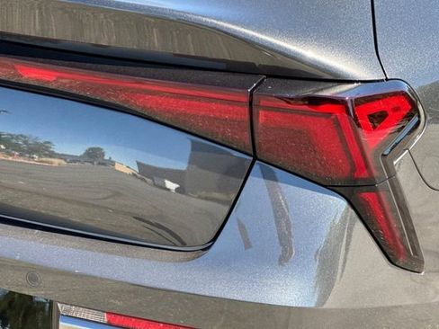 New 2026 Kia K5 LXS image 32