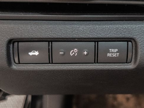 Used 2021 Nissan Altima 2.5 SV image 16