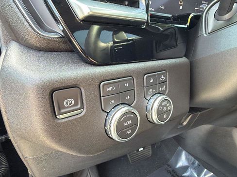 New 2026 GMC Sierra 1500 Elevation w/ Elevation Premium Package image 17