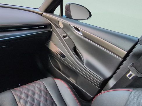 Used 2023 Genesis G80 3.5T Sport w/ Winter Weather Package AWD/4WD image 12