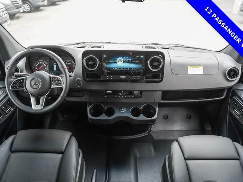 Used 2024 Mercedes-Benz Sprinter 2500 image 12