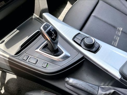 Used 2016 BMW 328i Sedan RWD image 17