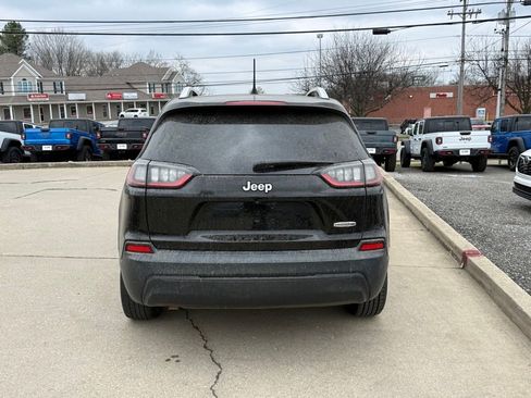 Used 2020 Jeep Cherokee Latitude Plus image 7