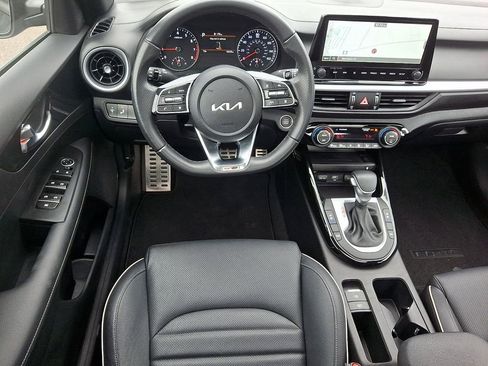 Used 2024 Kia Forte GT-Line w/ GT-Line Premium Package image 12