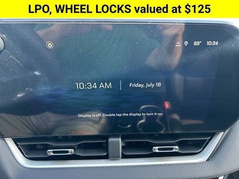 New 2026 Chevrolet Equinox LT w/ Convenience Package II image 6