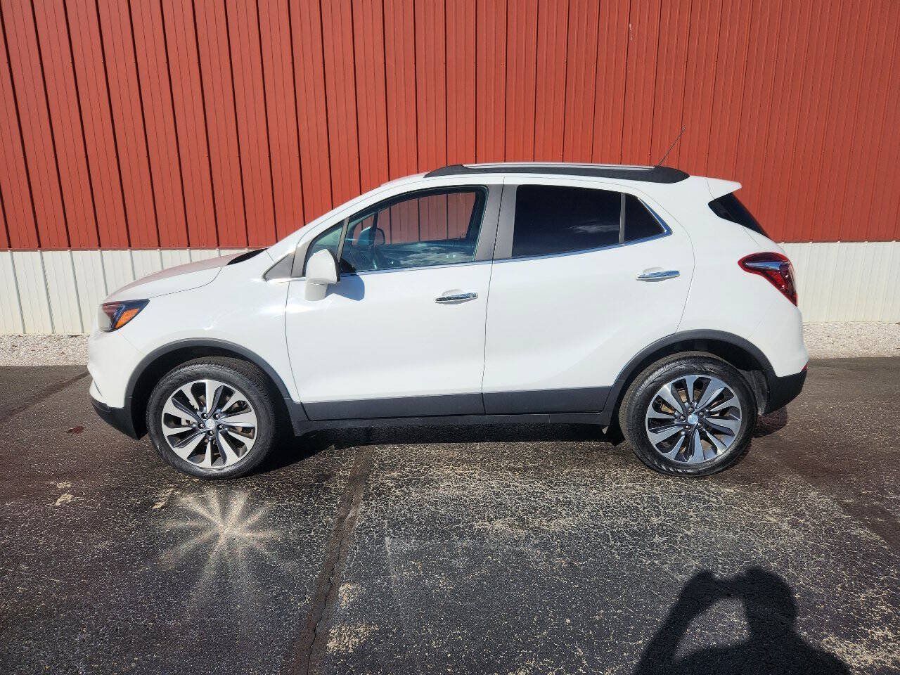 Used 2022 Buick Encore Preferred w/ Safety Package AWD/4WD image 2