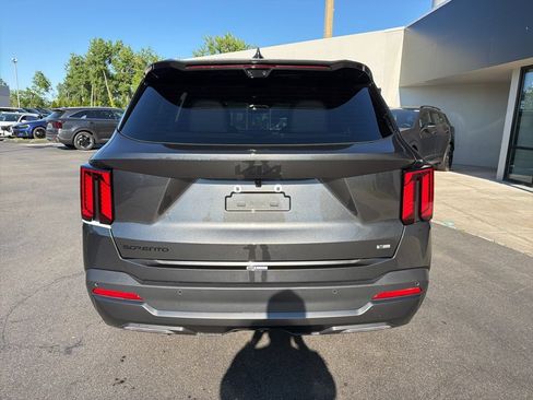 New 2026 Kia Sorento SX Prestige AWD/4WD image 9