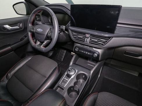 Used 2023 Ford Escape ST-Line w/ Tech Pack #1 AWD/4WD image 18