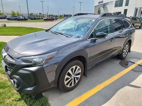 Used 2024 Subaru Outback Premium AWD/4WD image 15