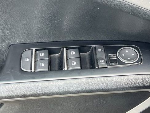 Used 2023 Kia Soul LX w/ Option Group 015 image 12