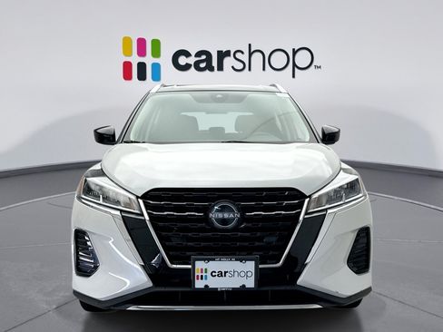 Used 2023 Nissan Kicks SV FWD image 8