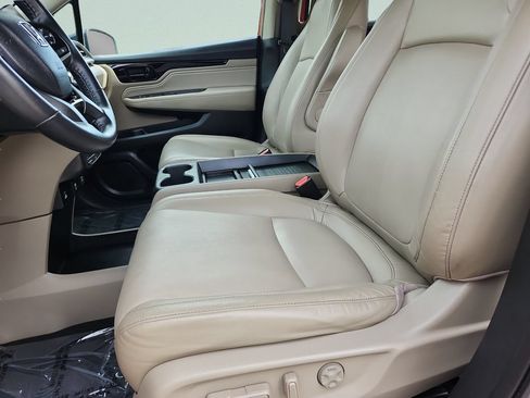 Certified 2023 Honda Odyssey Touring image 19