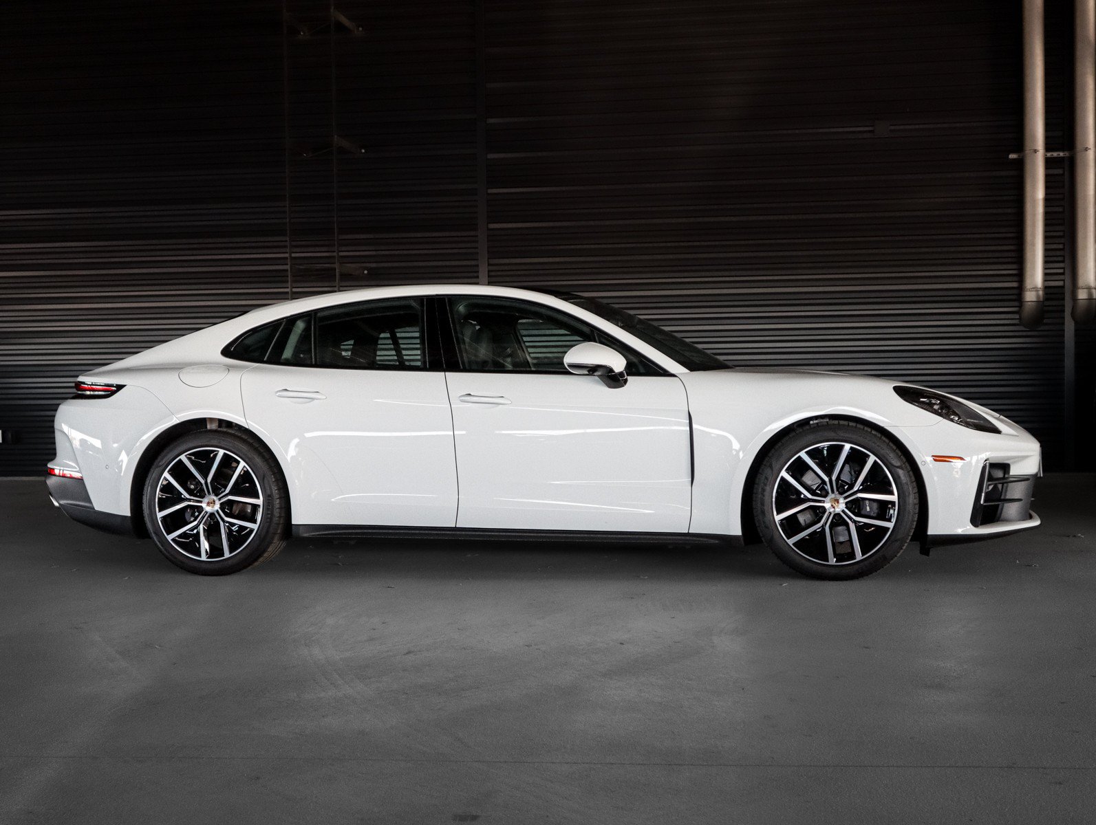 Certified 2026 Porsche Panamera RWD image 10