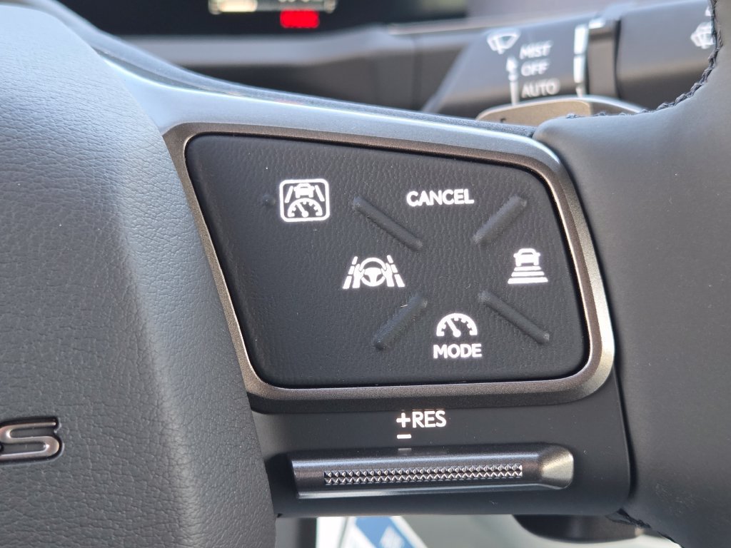 New 2026 Lexus ES 350h AWD w/ Convenience Package image 21