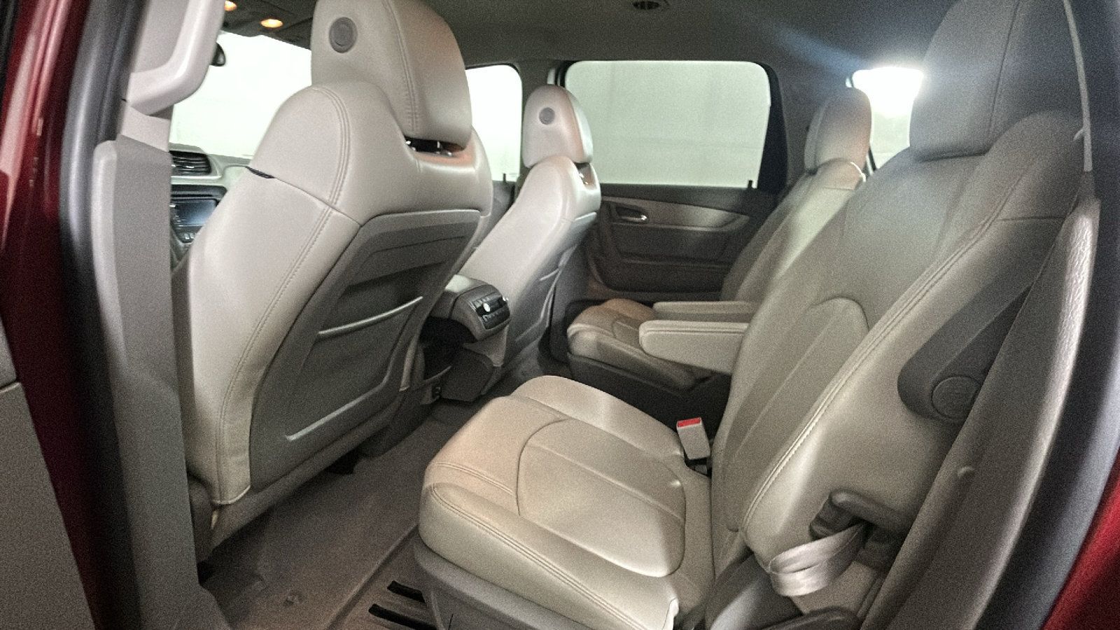 Used 2017 Chevrolet Traverse LT AWD/4WD image 27