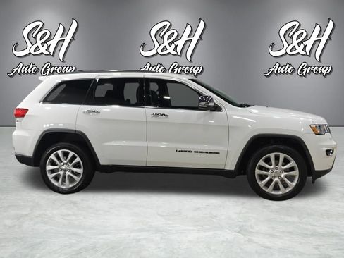 Used 2017 Jeep Grand Cherokee Limited AWD/4WD image 19