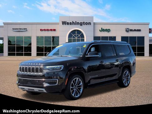 Certified 2024 Jeep Wagoneer L Series II w/ Premium Group I image 1