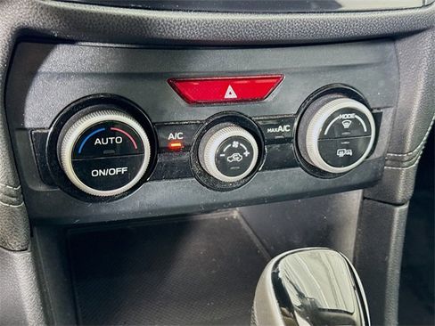 Used 2019 Subaru Impreza 2.0i Limited image 15