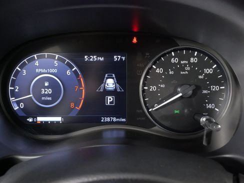 Used 2023 Nissan Kicks SV FWD image 34