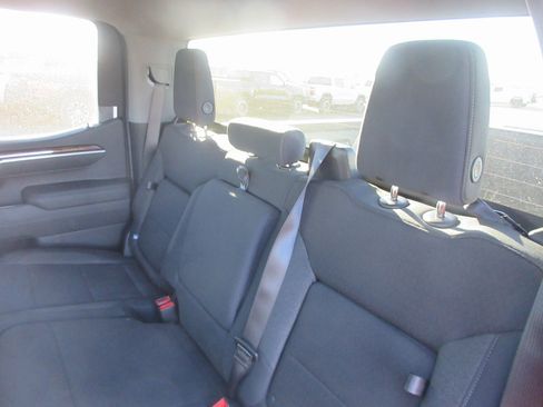 New 2026 GMC Sierra 1500 Elevation image 14