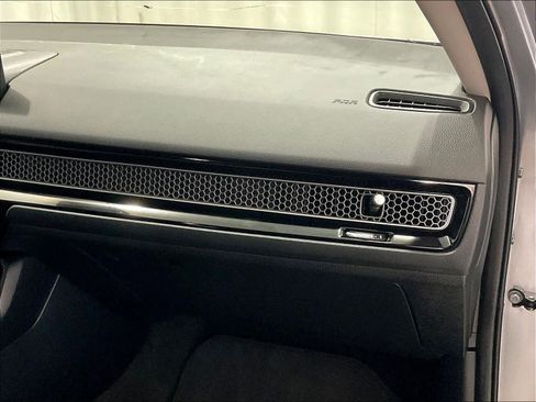 Used 2023 Honda Civic LX image 13