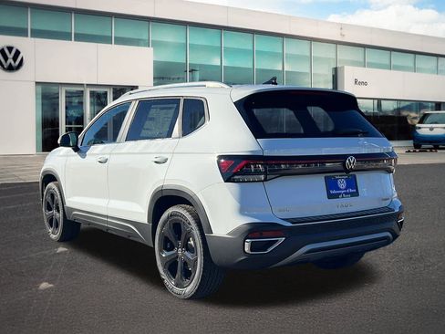 New 2026 Volkswagen Taos SEL image 7