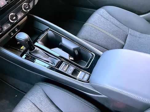 Used 2025 Honda Accord Sport image 15