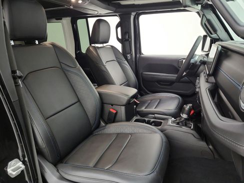 Used 2024 Jeep Wrangler High Altitude AWD/4WD image 19